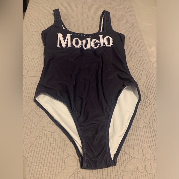 Modelo🔵 - Picture 4 of 7